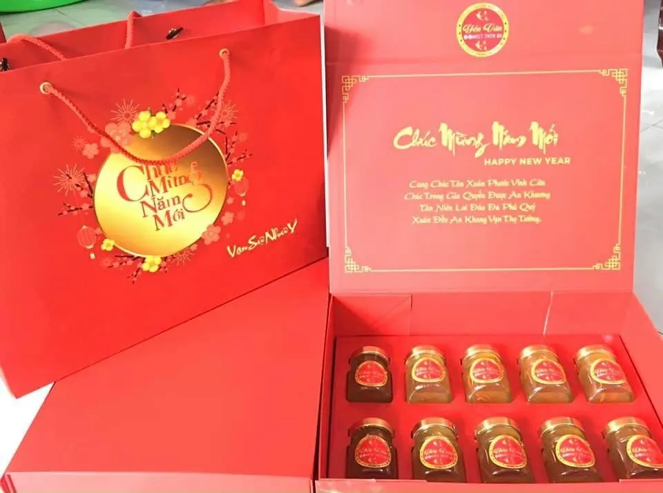 hộp đựng quà tết cao cấp