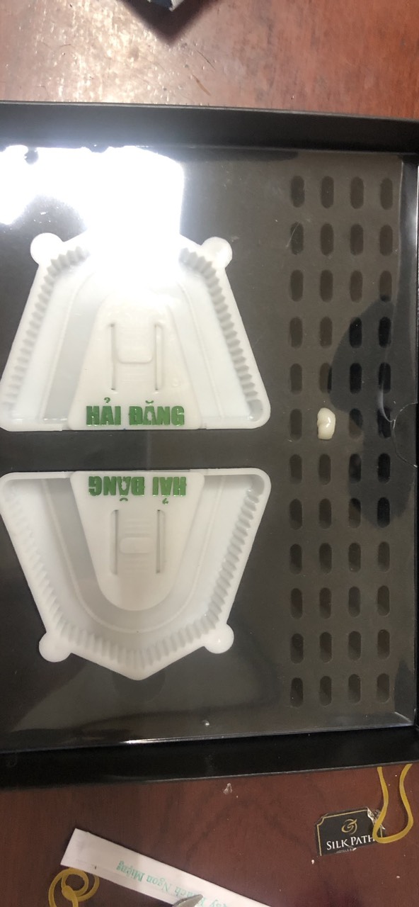 hộp đựng răng sứ cao cấp